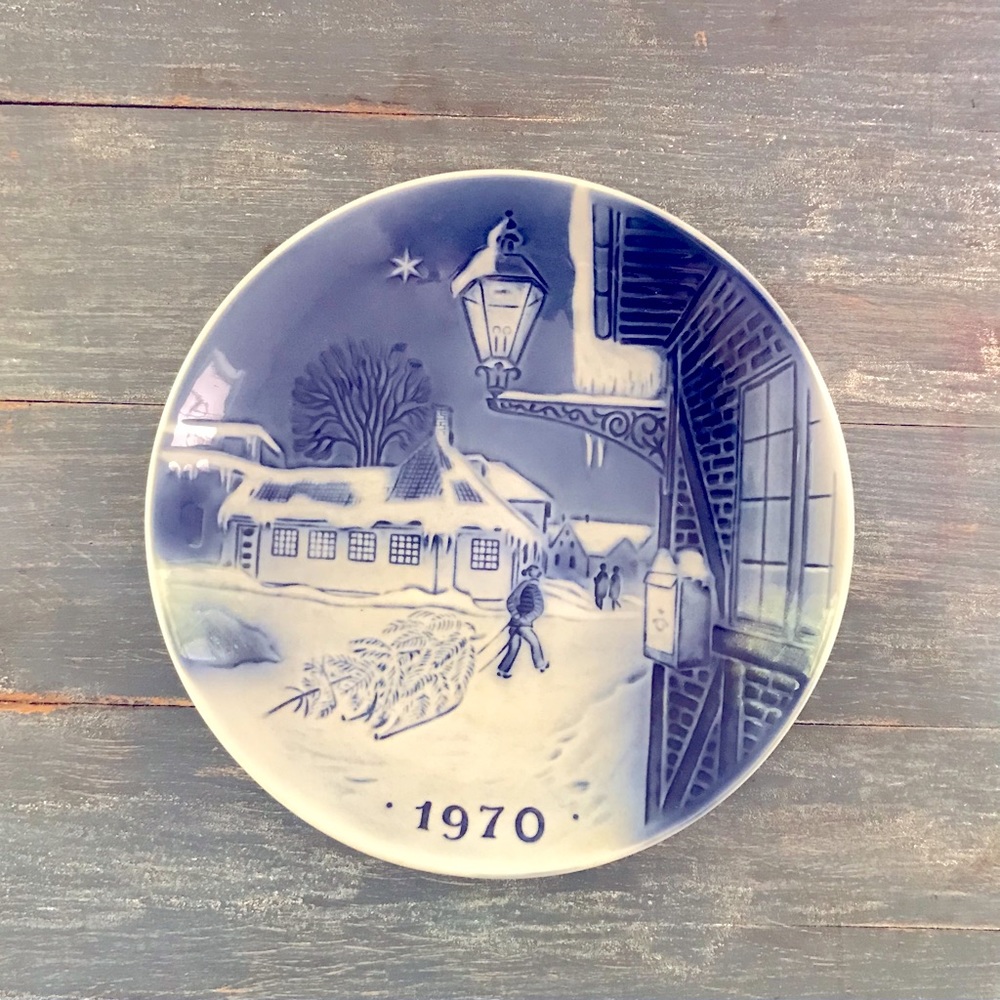 Old Copenhagen Blue Christmas Plate, Desiree, 1970, Hans Christian Anderson Home